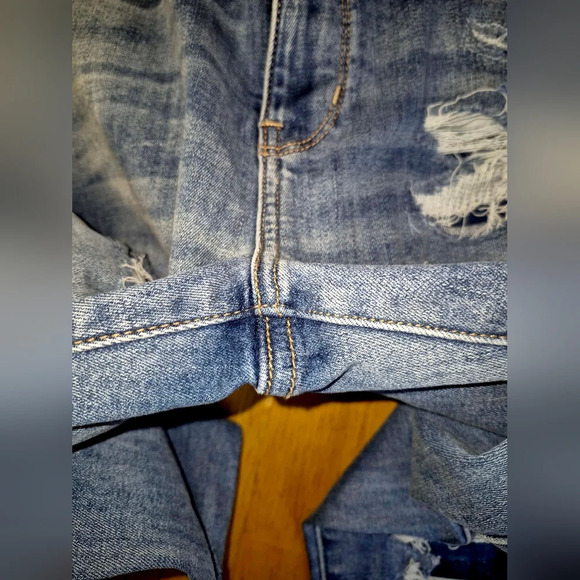 American Eagle Outfitters Blue Skinny Distressed Jeans - Picture 7 of 8
